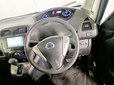 2012 Nissan Serena 