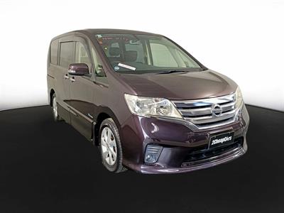 2013 Nissan Serena Hybrid