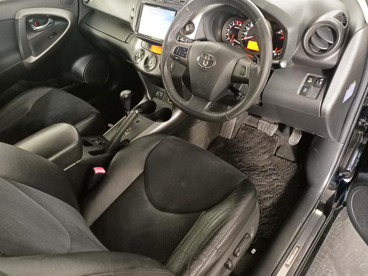 2012 Toyota Vanguard 7 Seats