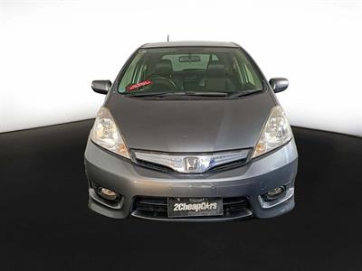 2013 Honda Fit Jazz Shuttle Hybrid