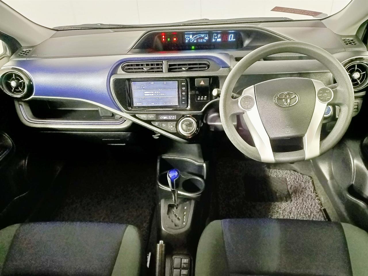 2016 Toyota Aqua Hybrid