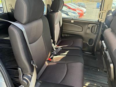 2012 Nissan Serena 