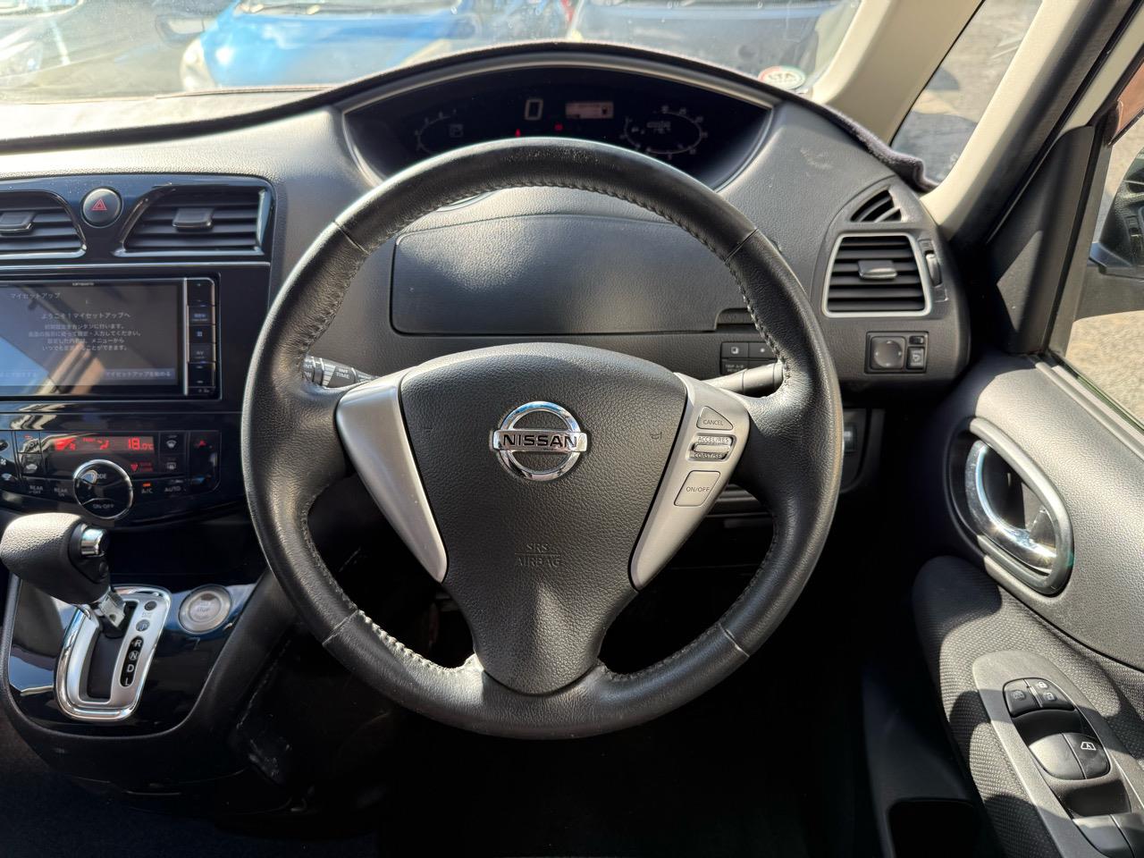 2012 Nissan Serena 