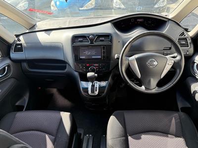 2012 Nissan Serena 