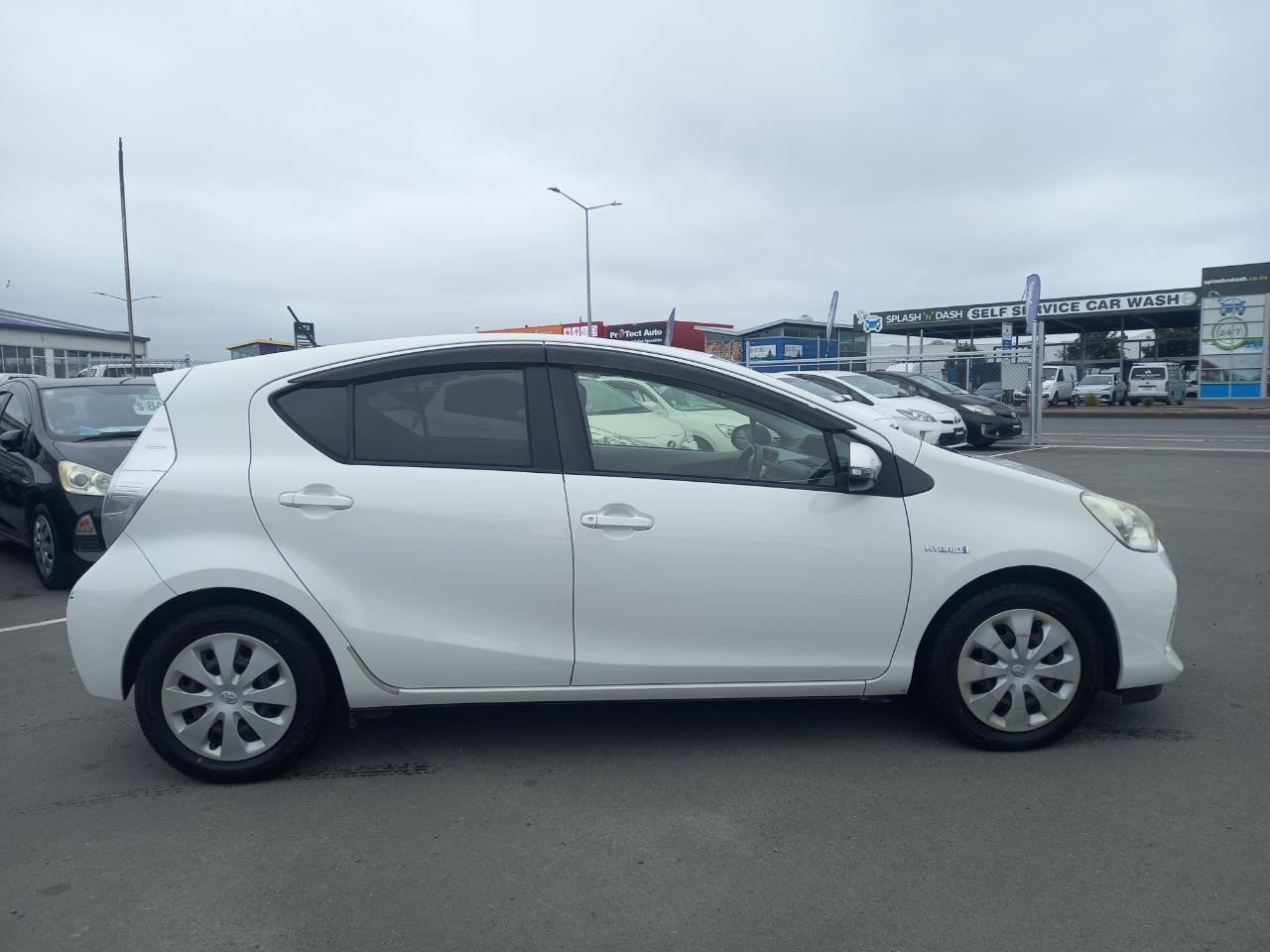 2013 Toyota Aqua Hybrid