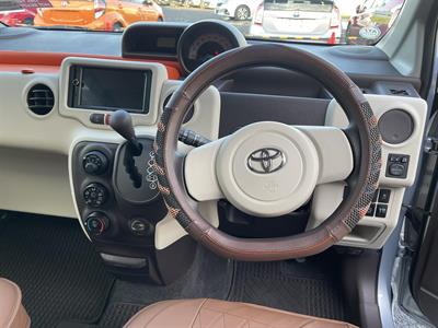 2012 Toyota SPADE 