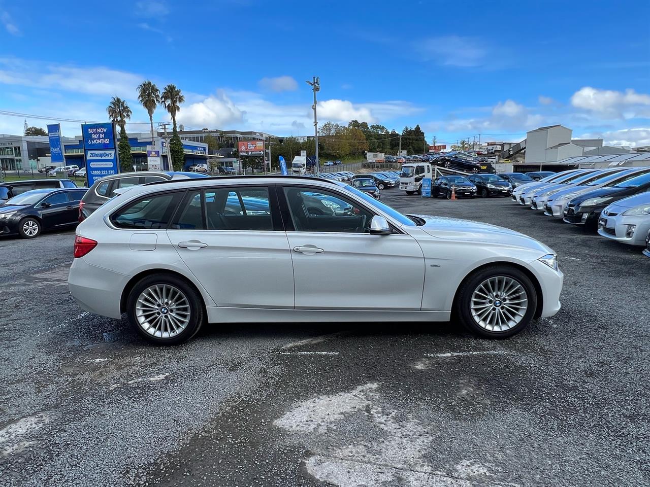 2014 BMW 320i TOURING