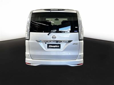 2016 Nissan Serena 