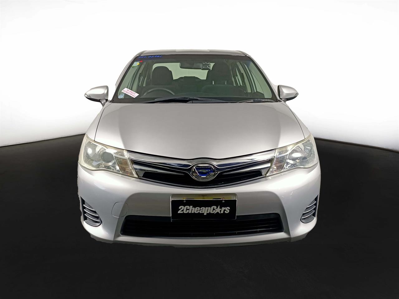 2013 Toyota Corolla Axio Hybrid