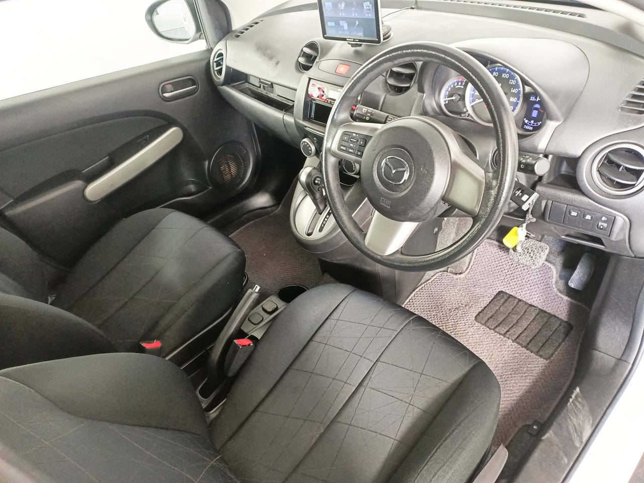 2013 Mazda Demio 2 Sky Active