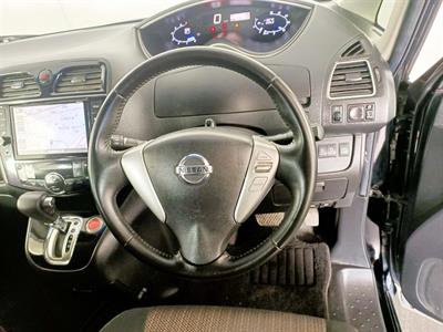 2014 Nissan Serena Hybrid