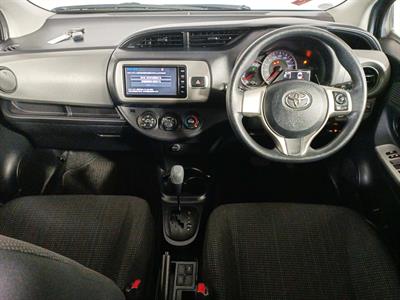 2015 Toyota Vitz 