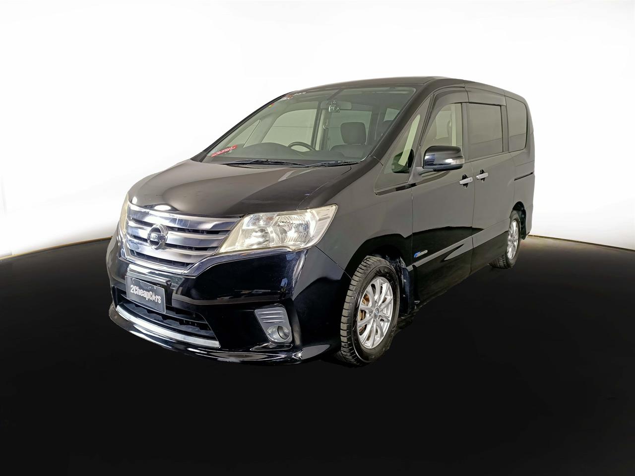 2013 Nissan Serena Hybrid