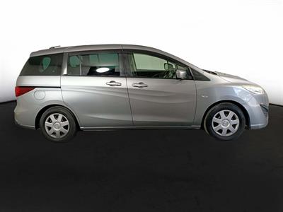 2013 Mazda Premacy 