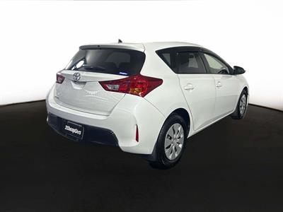 2013 Toyota Auris 