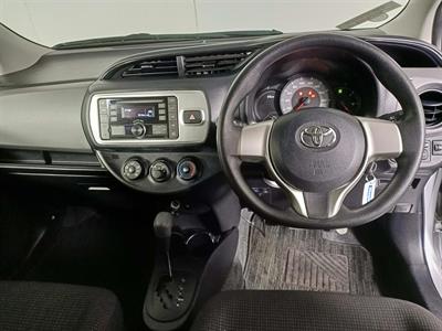 2015 Toyota Vitz 4wd