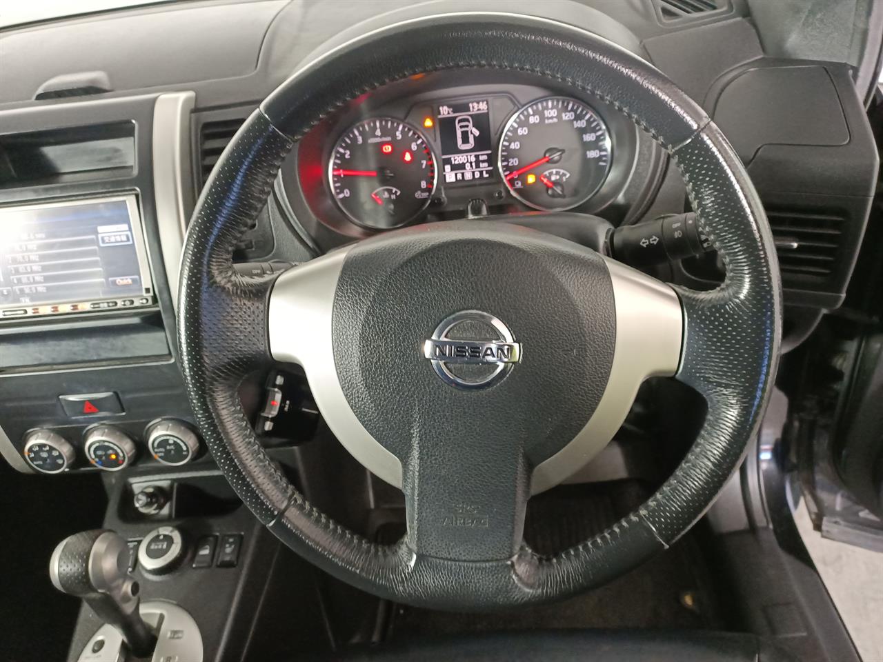 2011 Nissan X-TRAIL 