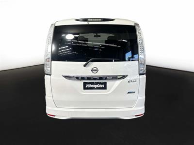 2012 Nissan Serena Hybrid