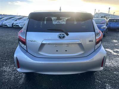 2017 Toyota Aqua Hybrid New Shape