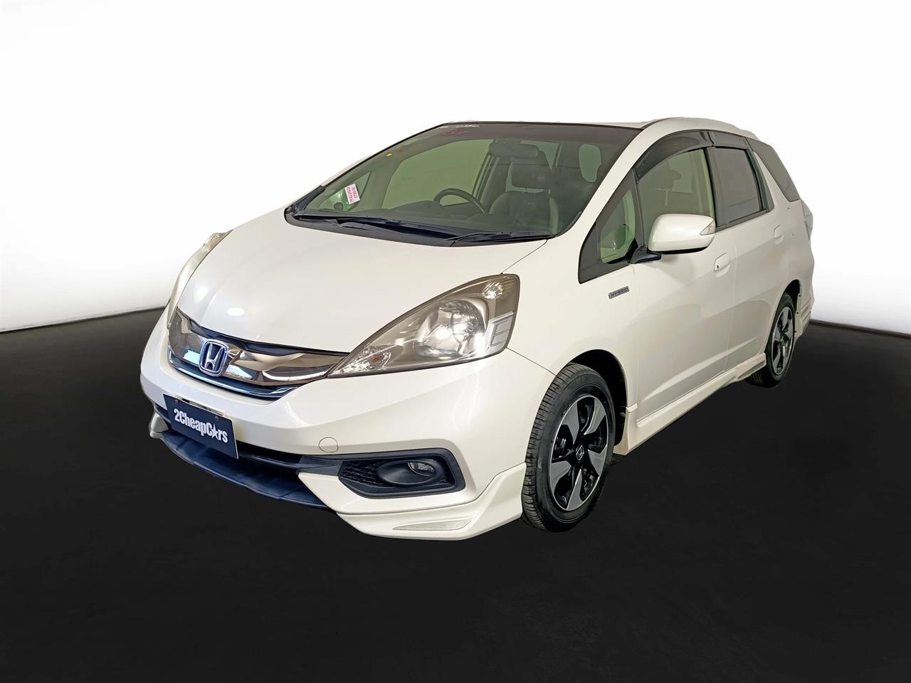 2014 Honda Fit Jazz Shuttle Hybrid