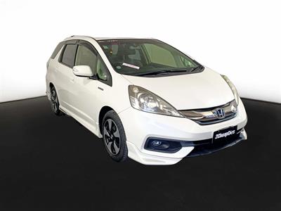 2014 Honda Fit Jazz Shuttle Hybrid