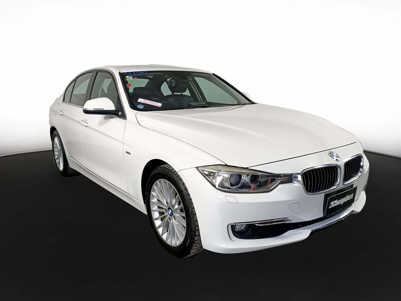 2012 BMW 320i Luxury