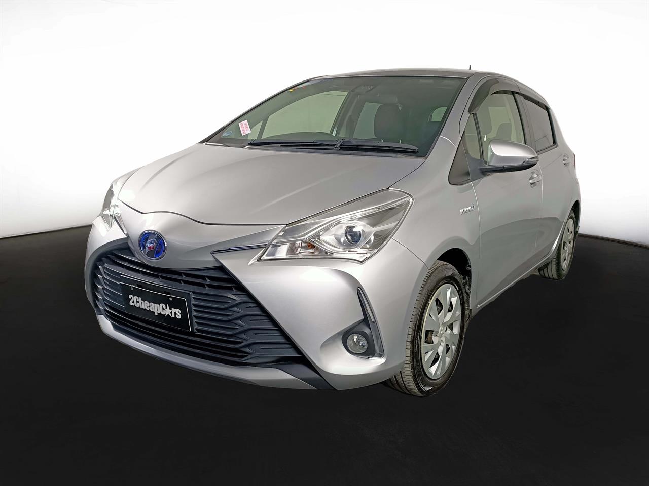 2017 Toyota Vitz Hybrid