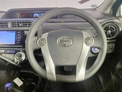 2015 Toyota Aqua Hybrid