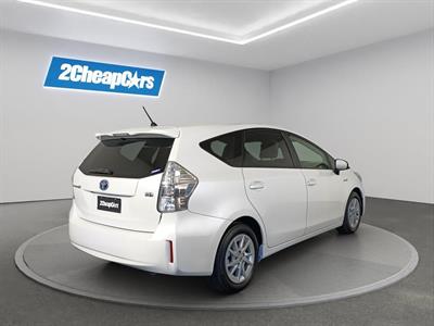 2012 Toyota Prius Alpha Hybrid