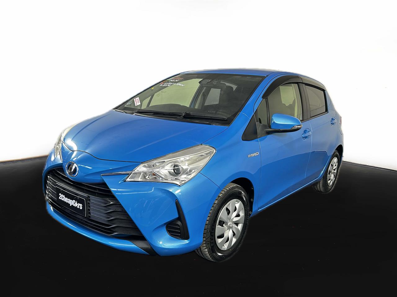 2017 Toyota Vitz Hybrid