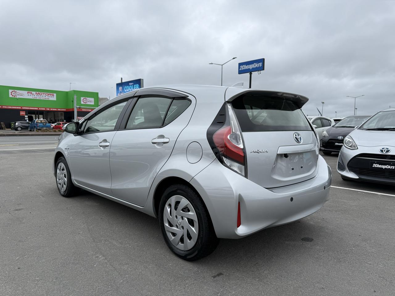 2017 Toyota Aqua Hybrid New Shape