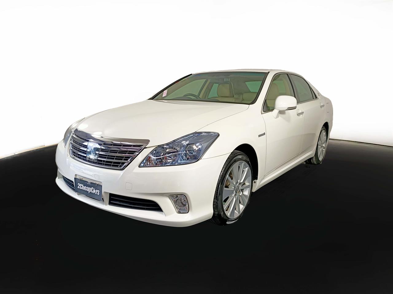 2012 Toyota Crown Hybrid