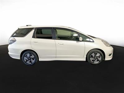 2012 Honda Fit Jazz Shuttle Hybrid