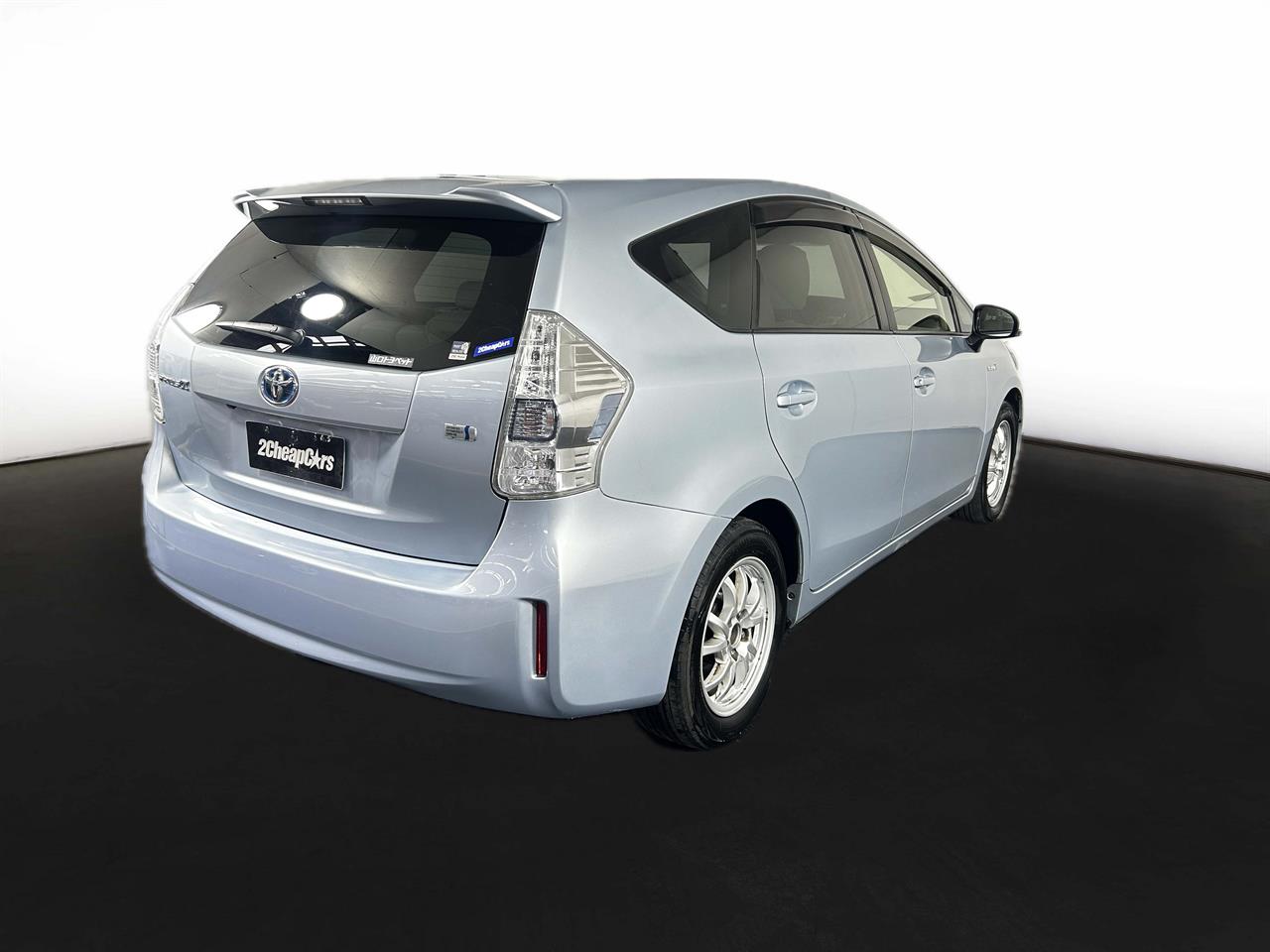 2013 Toyota Prius Alpha 7 Seats