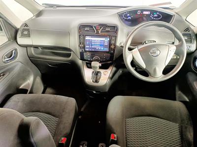 2015 Nissan Serena Hybrid