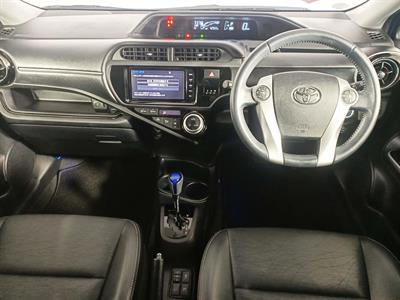 2015 Toyota Aqua G Black Soft Leather Selection