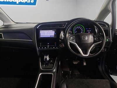 2016 Honda Fit Shuttle Hybrid Facelift