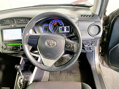 2014 Toyota Corolla Fielder Hybrid