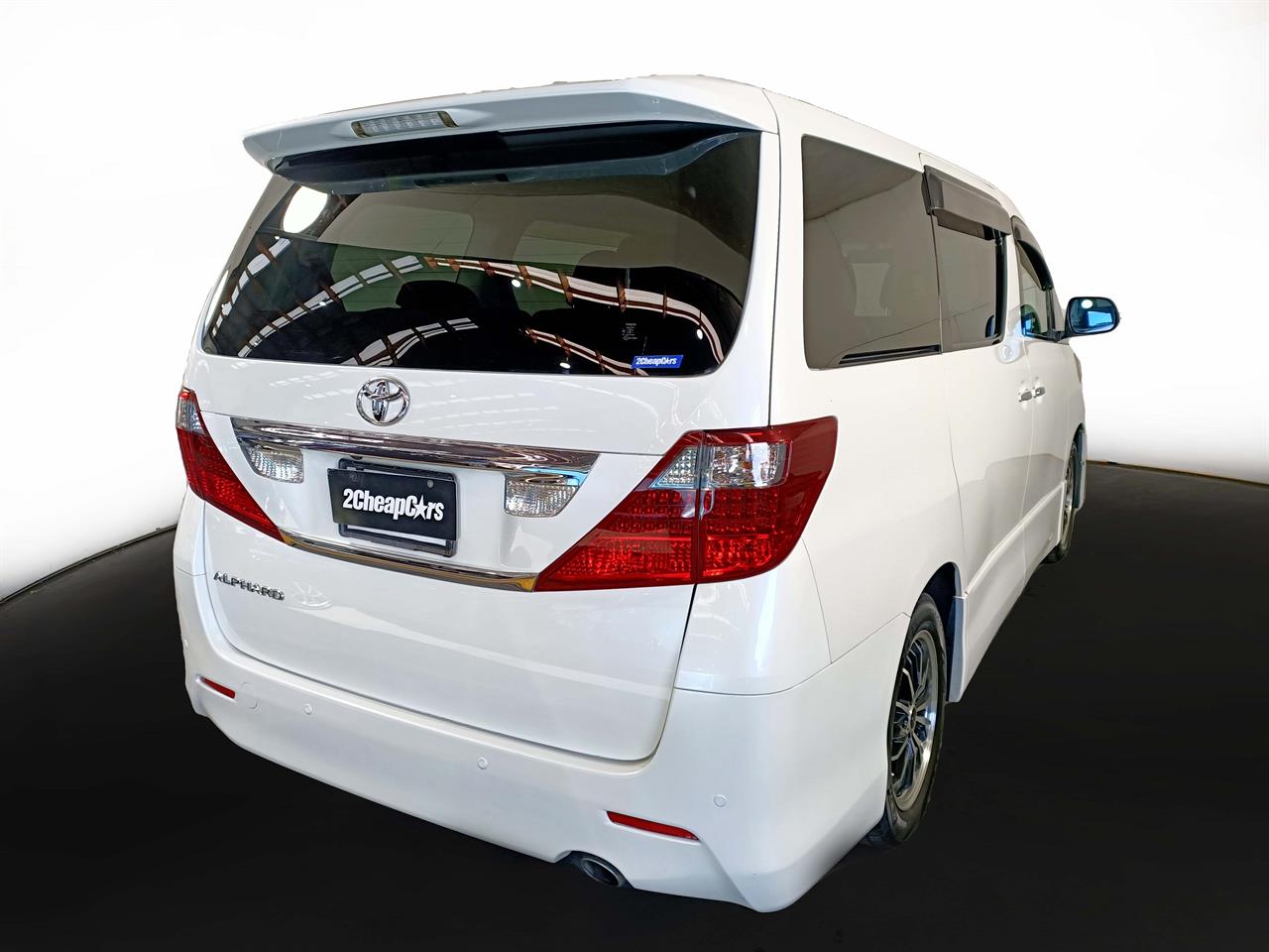 2010 Toyota Alphard 