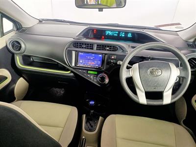 2012 Toyota Aqua Hybrid