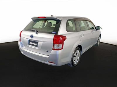 2014 Toyota Corolla Fielder Hybrid