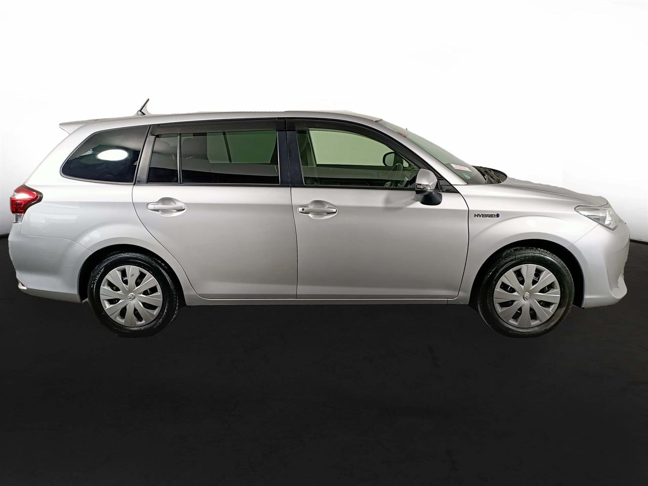 2016 Toyota Corolla Fielder Hybrid New Shape