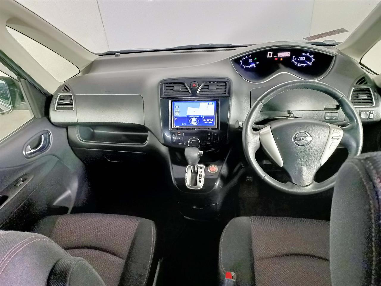 2012 Nissan Serena Hybrid