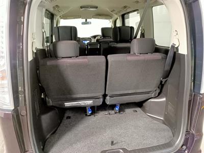 2012 Nissan Serena Hybrid