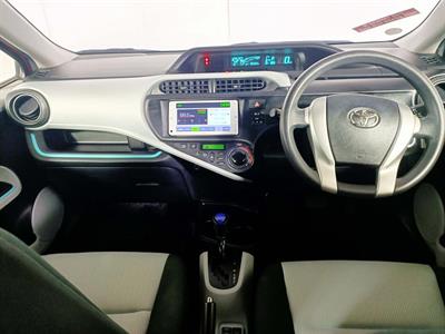 2012 Toyota Aqua Hybrid