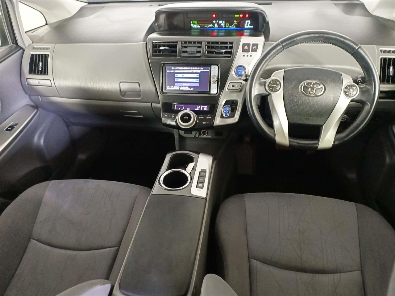 2012 Toyota Prius Alpha 7 Seats