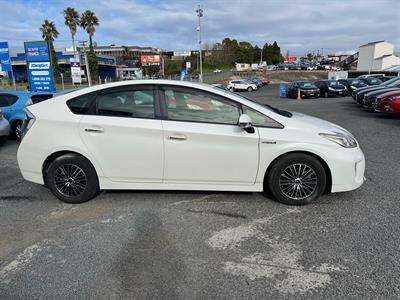 2014 Toyota Prius Hybrid