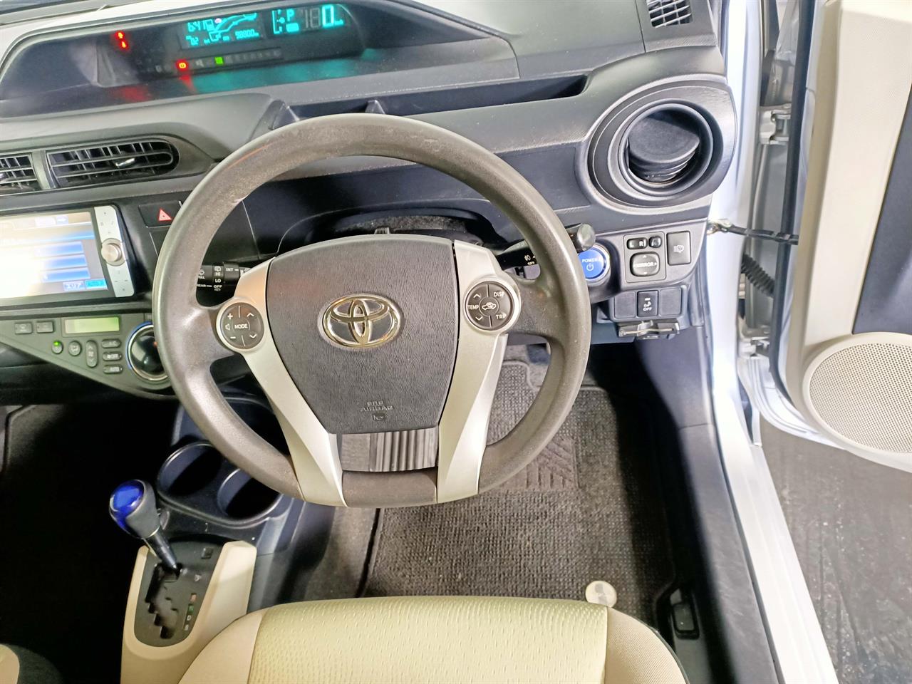 2012 Toyota Aqua Hybrid