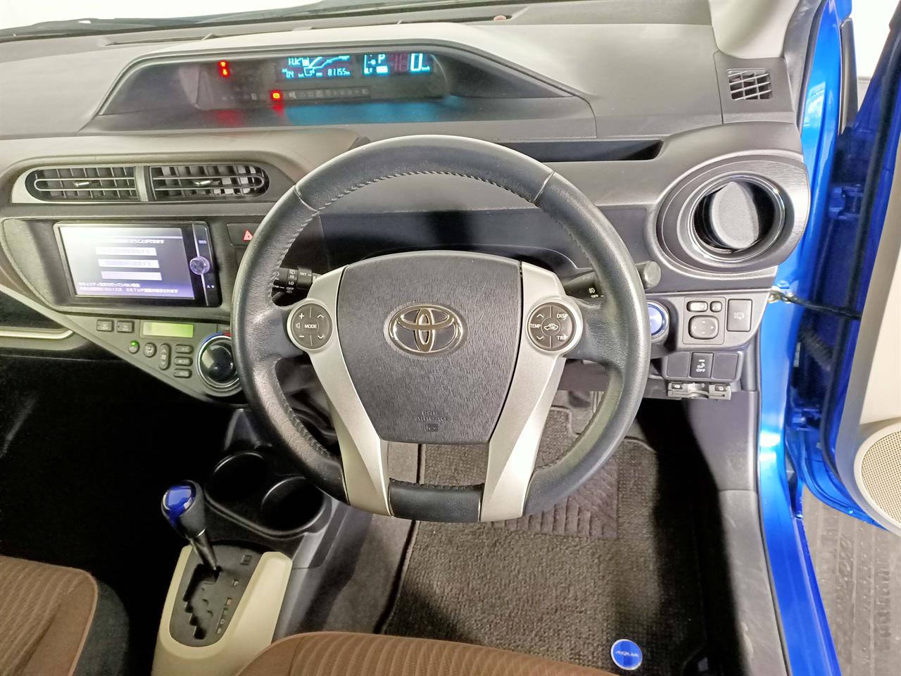 2014 Toyota Aqua Hybrid