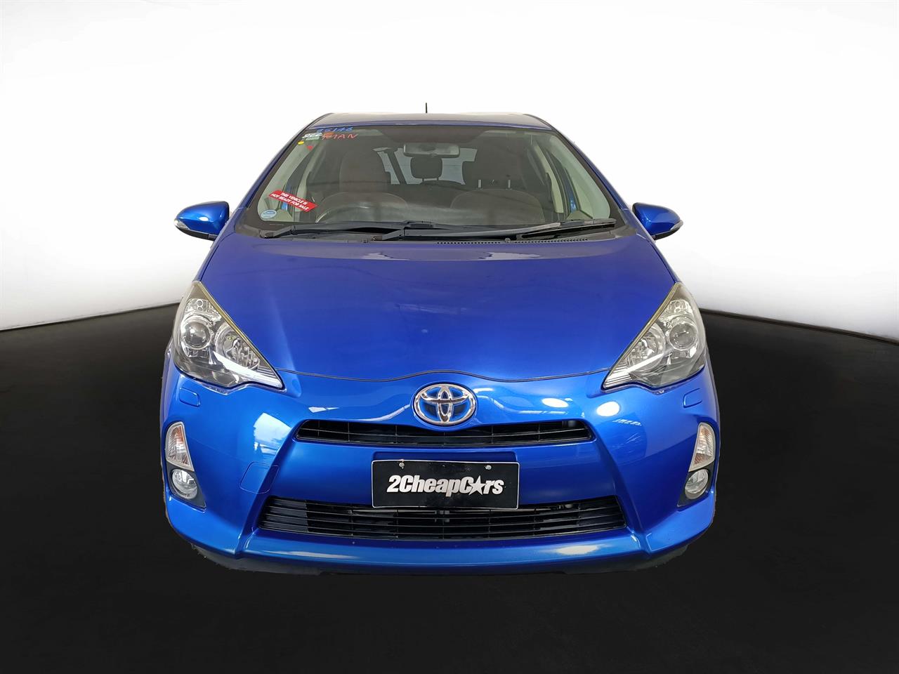 2014 Toyota Aqua Hybrid